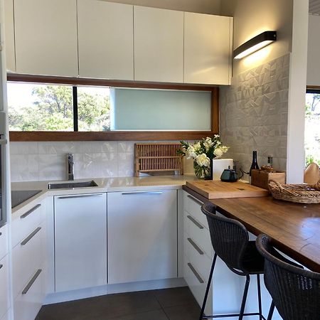 La Bodega Waiheke Island Hotel Surfdale Екстериор снимка