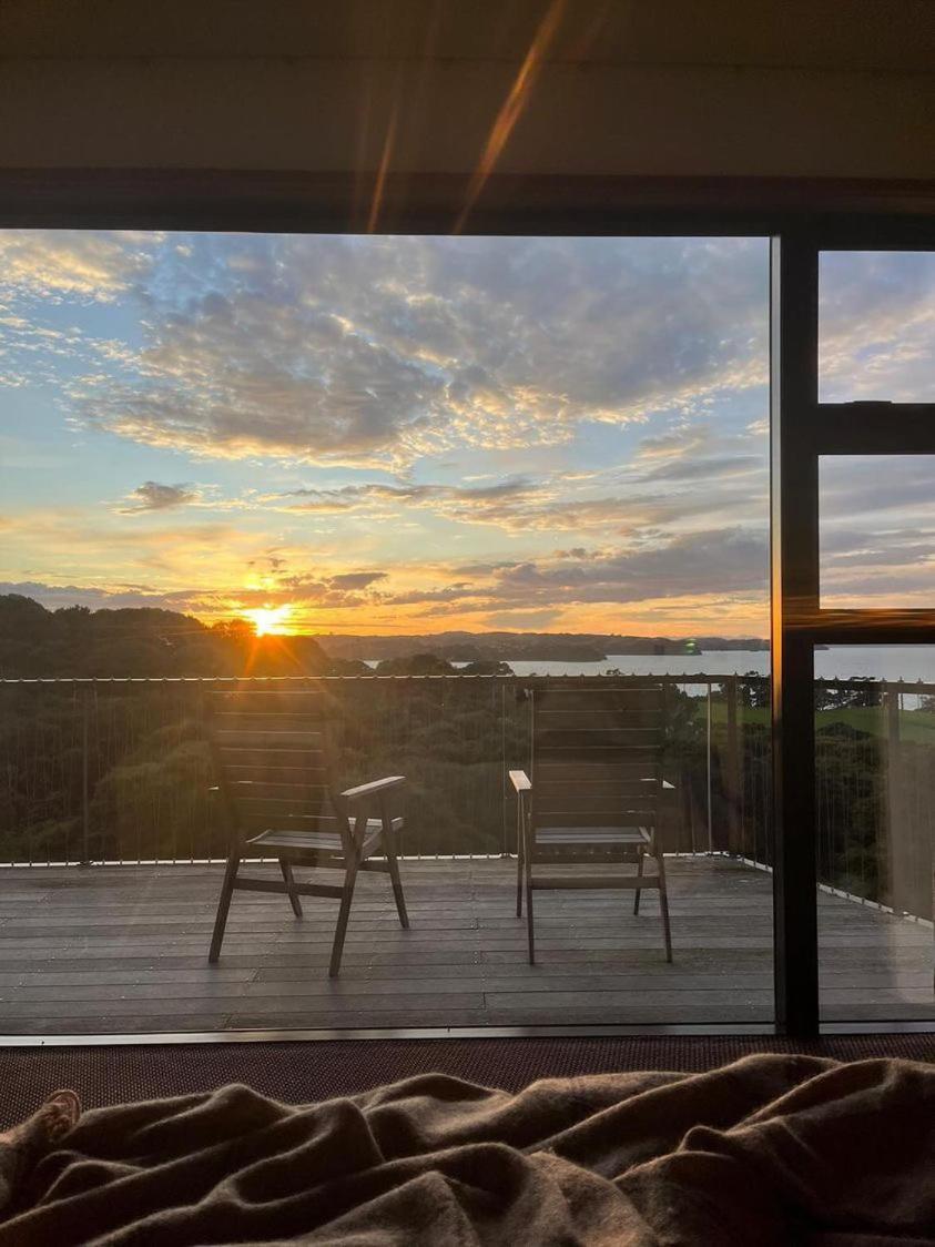 La Bodega Waiheke Island Hotel Surfdale Екстериор снимка
