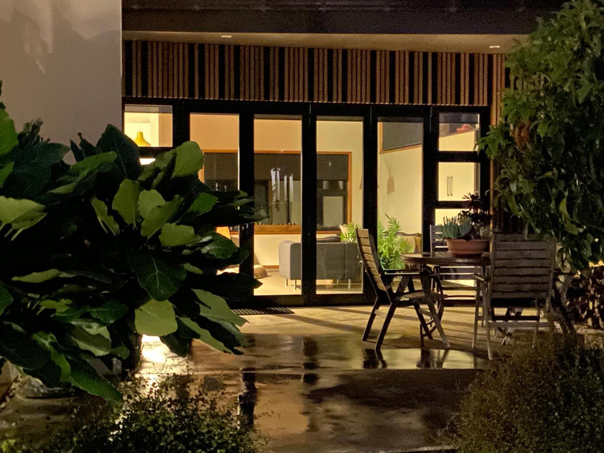 La Bodega Waiheke Island Hotel Surfdale Екстериор снимка