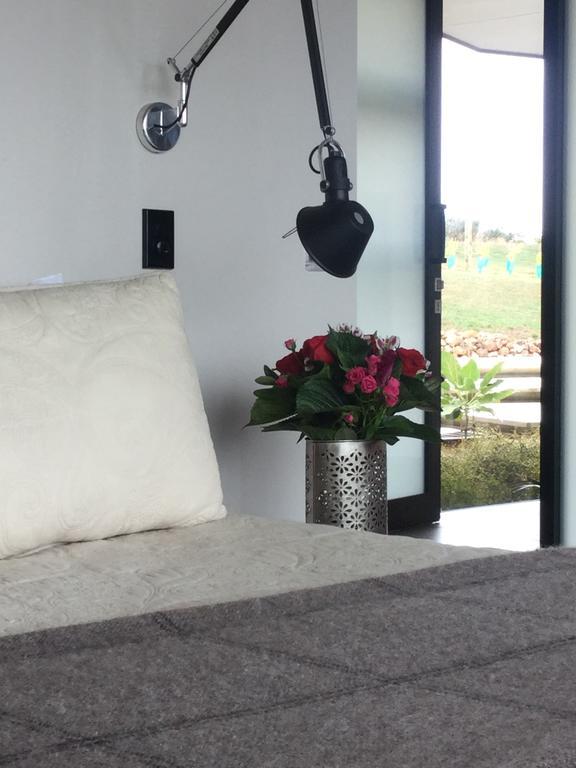 La Bodega Waiheke Island Hotel Surfdale Екстериор снимка