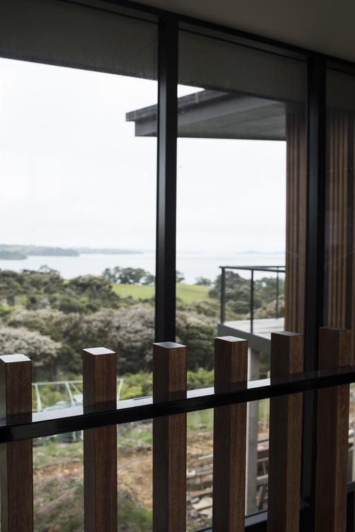 La Bodega Waiheke Island Hotel Surfdale Екстериор снимка